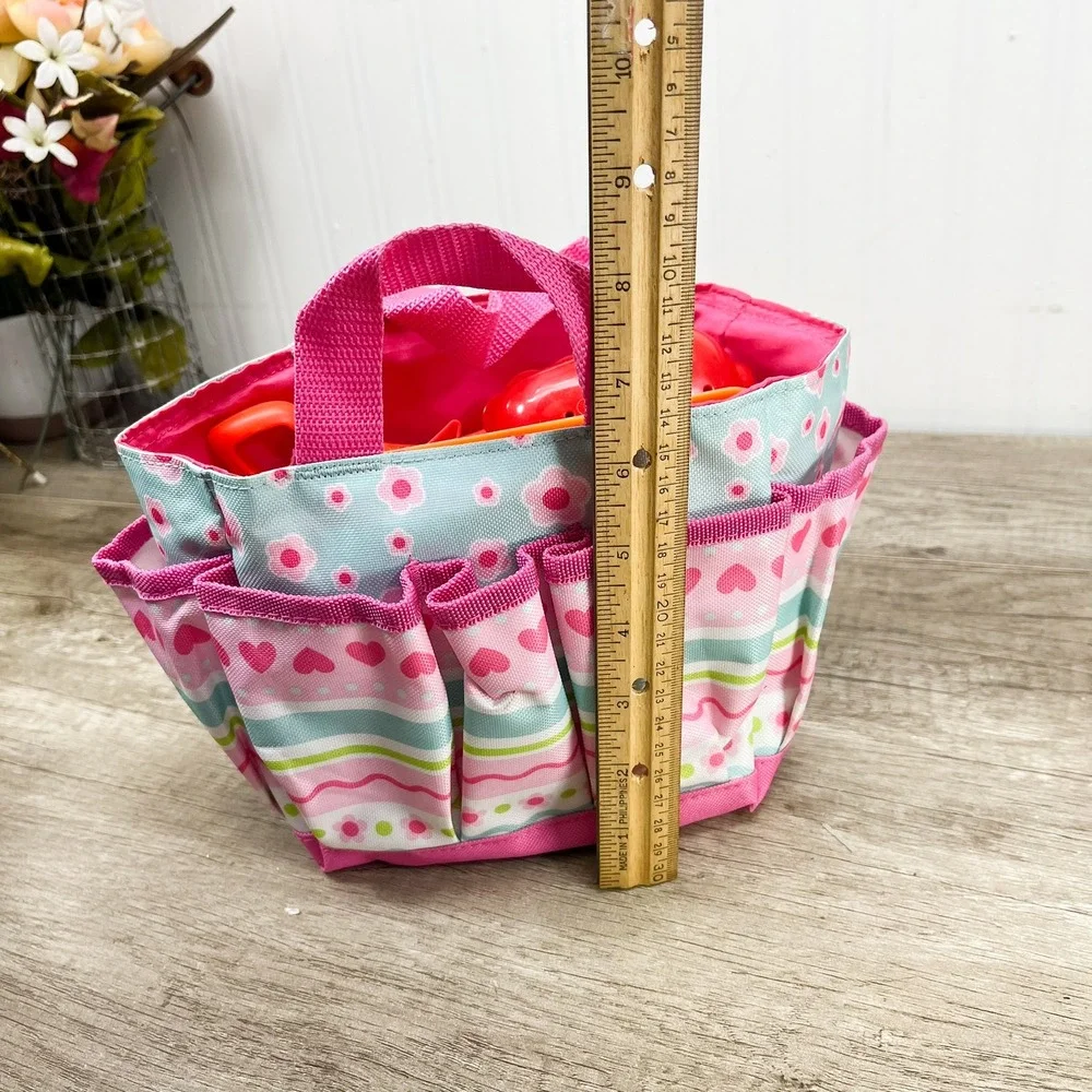 Melissa and Doug kids gardening